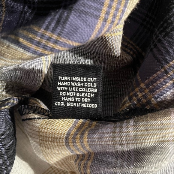 NWT Blu Pepper Women’s Plaid Pullover - Picture 6 of 7